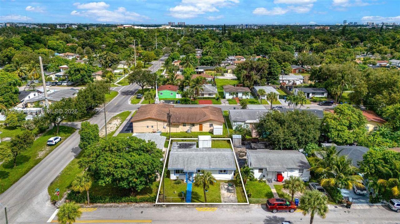 1409 NE 152nd St , North Miami Beach, FL 33162 Photo