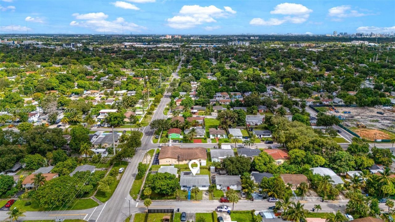 1409 NE 152nd St , North Miami Beach, FL 33162 Photo