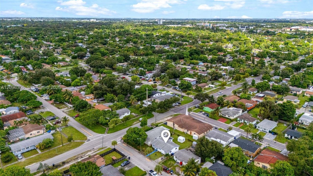 1409 NE 152nd St , North Miami Beach, FL 33162 Photo