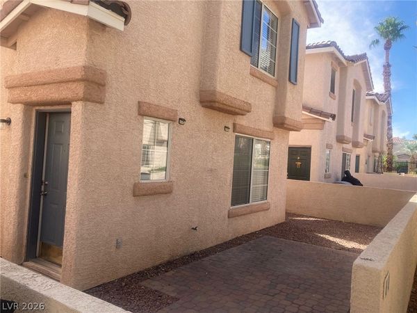 60 Belle Maison Avenue , Unit N/A, Las Vegas, NV 89123