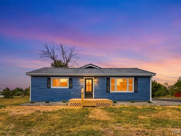 806 S Court Street, Bowling Green, MO 63334