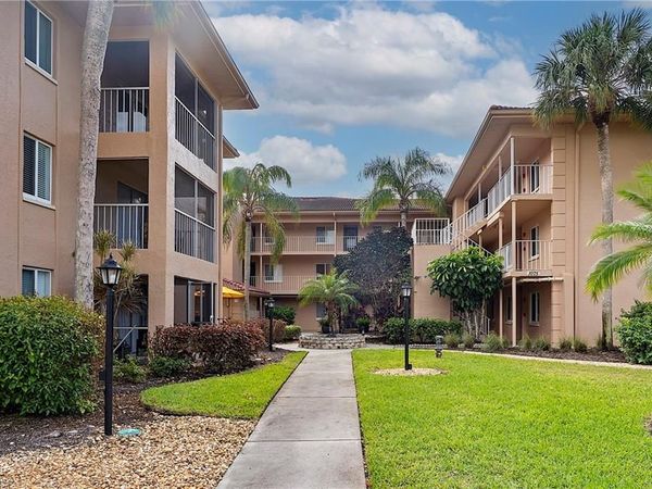 1075 Foxfire LN , Unit 310, NAPLES, FL 34104