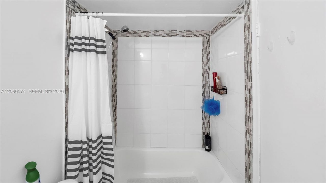 4200 NW 3rd Ct , Unit 241, Plantation, FL 33317 Photo