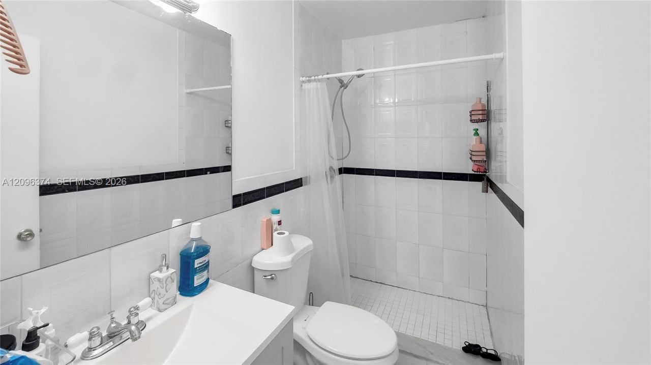 4200 NW 3rd Ct , Unit 241, Plantation, FL 33317 Photo