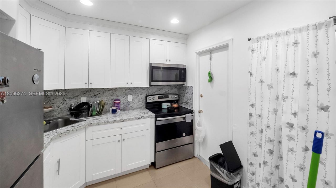 4200 NW 3rd Ct , Unit 241, Plantation, FL 33317 Photo