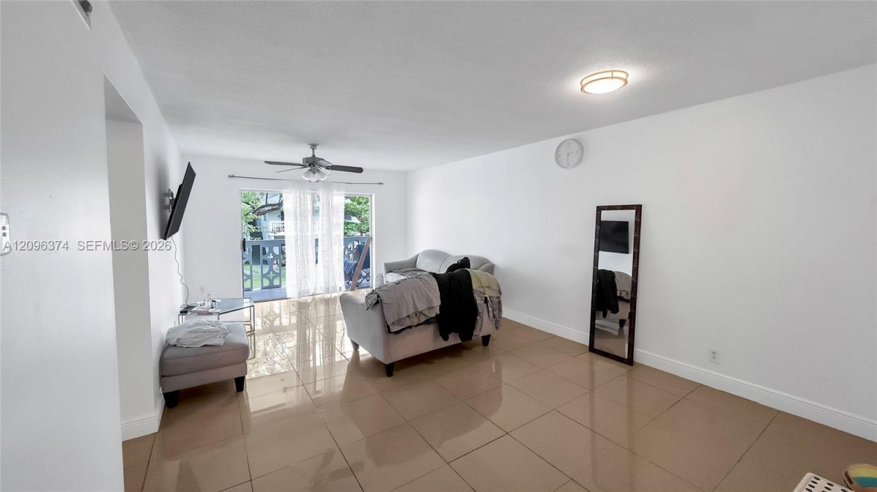 4200 NW 3rd Ct , Unit 241, Plantation, FL 33317 Photo