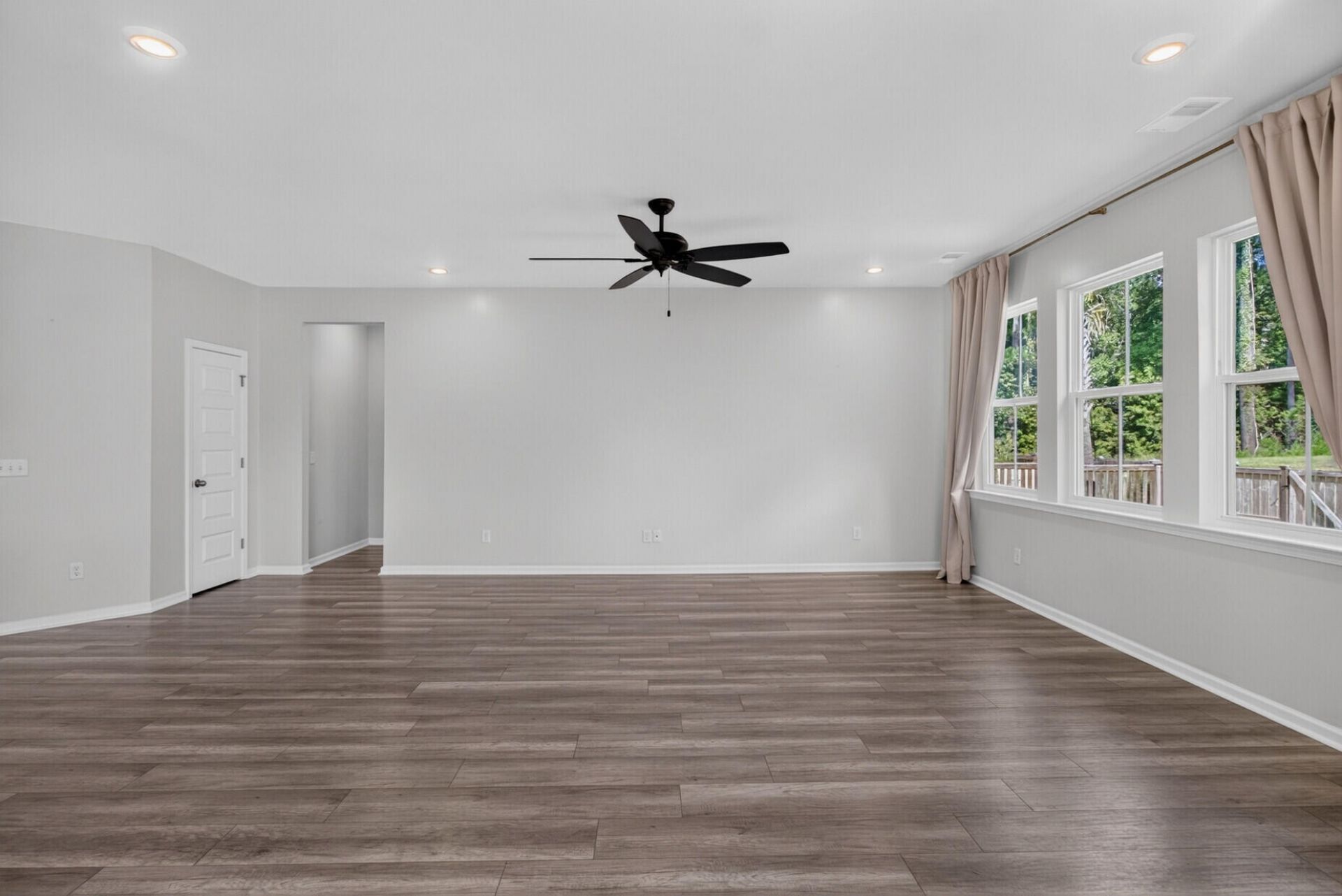 995 Arrowwood Way Photo 20