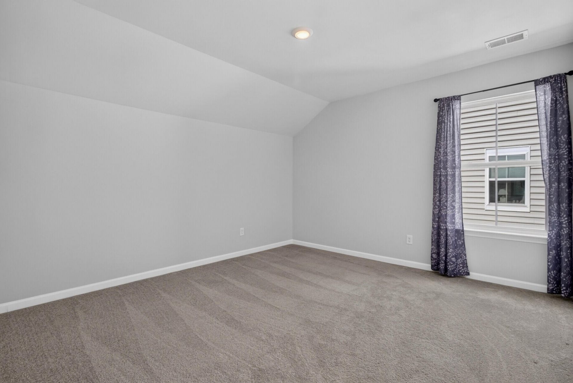 995 Arrowwood Way Photo 34