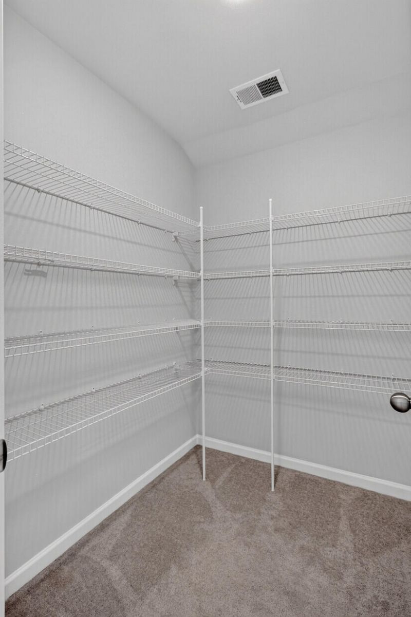 995 Arrowwood Way Photo 35