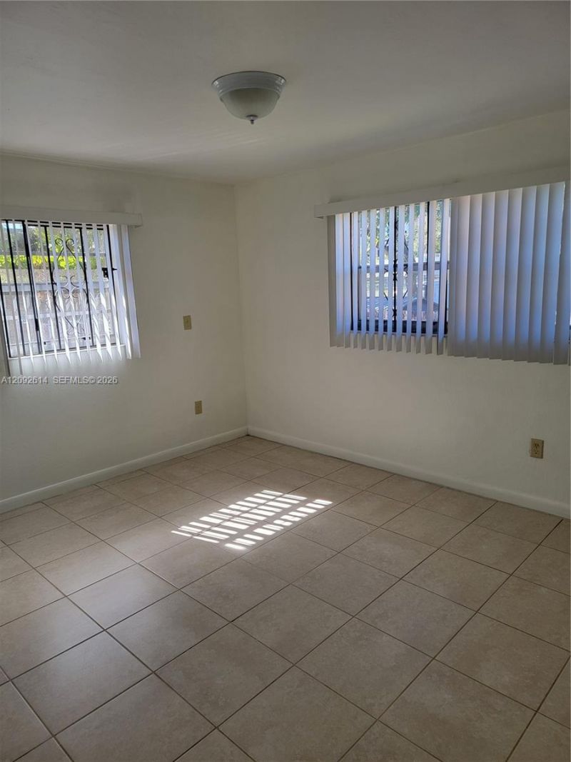 1388 NW 55 St, Miami, FL 33142 Photo