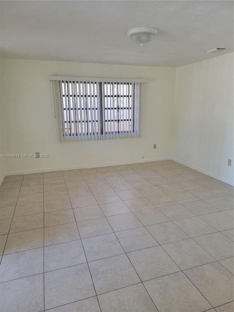 1388 NW 55 St, Miami, FL 33142 Photo