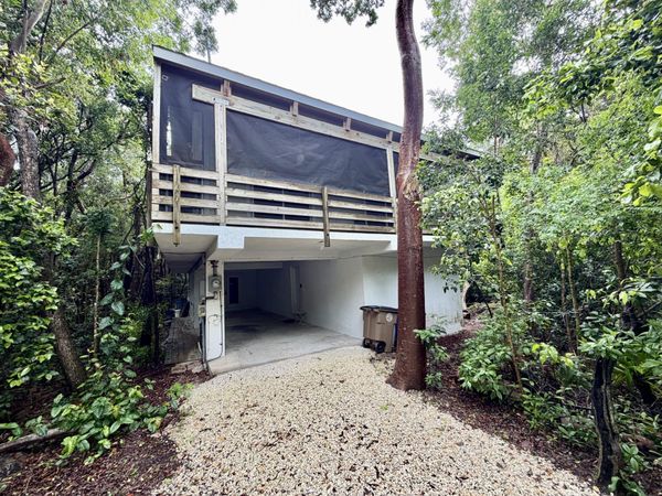 6 Atlantic Drive, KEY LARGO, FL 33037