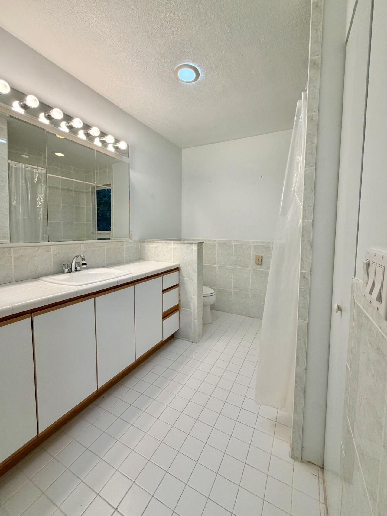 6 Atlantic Drive, Key Largo, FL 33037 Photo