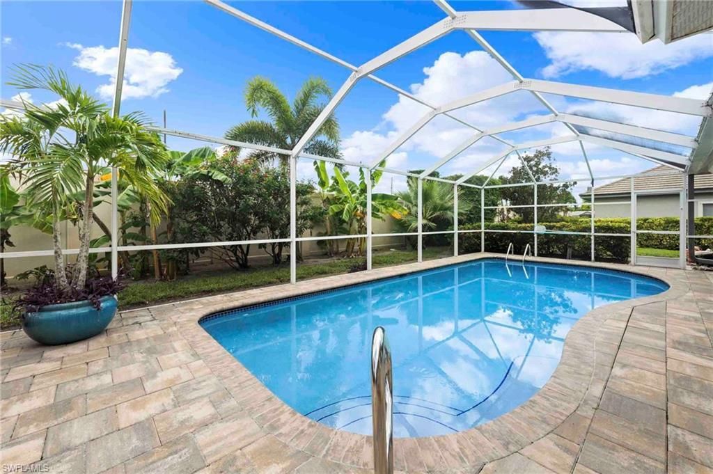 28910 Winthrop Cir , Bonita Springs, FL 34134 Photo
