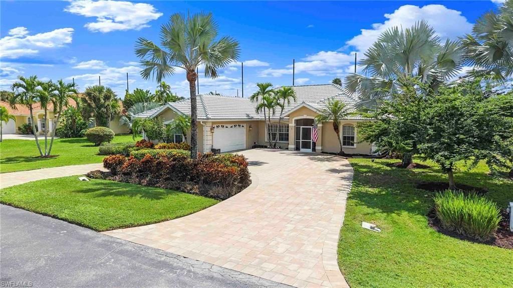 28910 Winthrop Cir , Bonita Springs, FL 34134 Photo