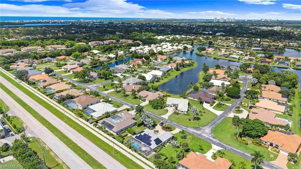 28910 Winthrop Cir , Bonita Springs, FL 34134 Photo