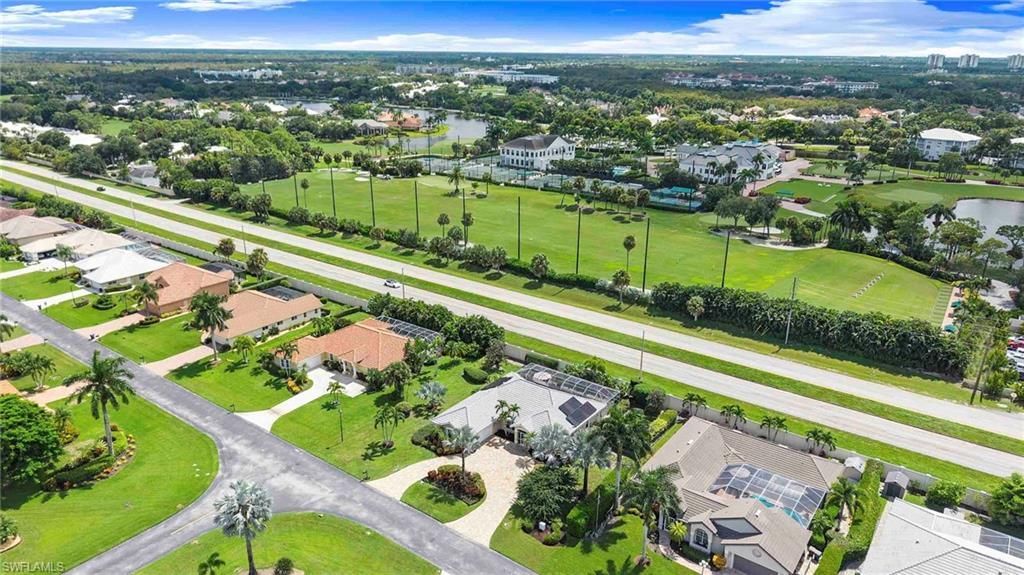 28910 Winthrop Cir , Bonita Springs, FL 34134 Photo