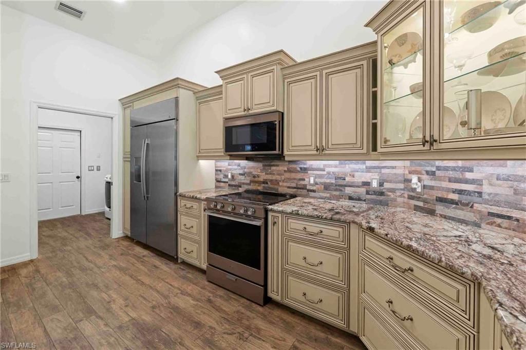 28910 Winthrop Cir , Bonita Springs, FL 34134 Photo