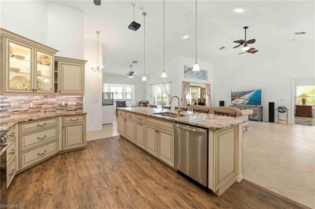 28910 Winthrop Cir , Bonita Springs, FL 34134 Photo