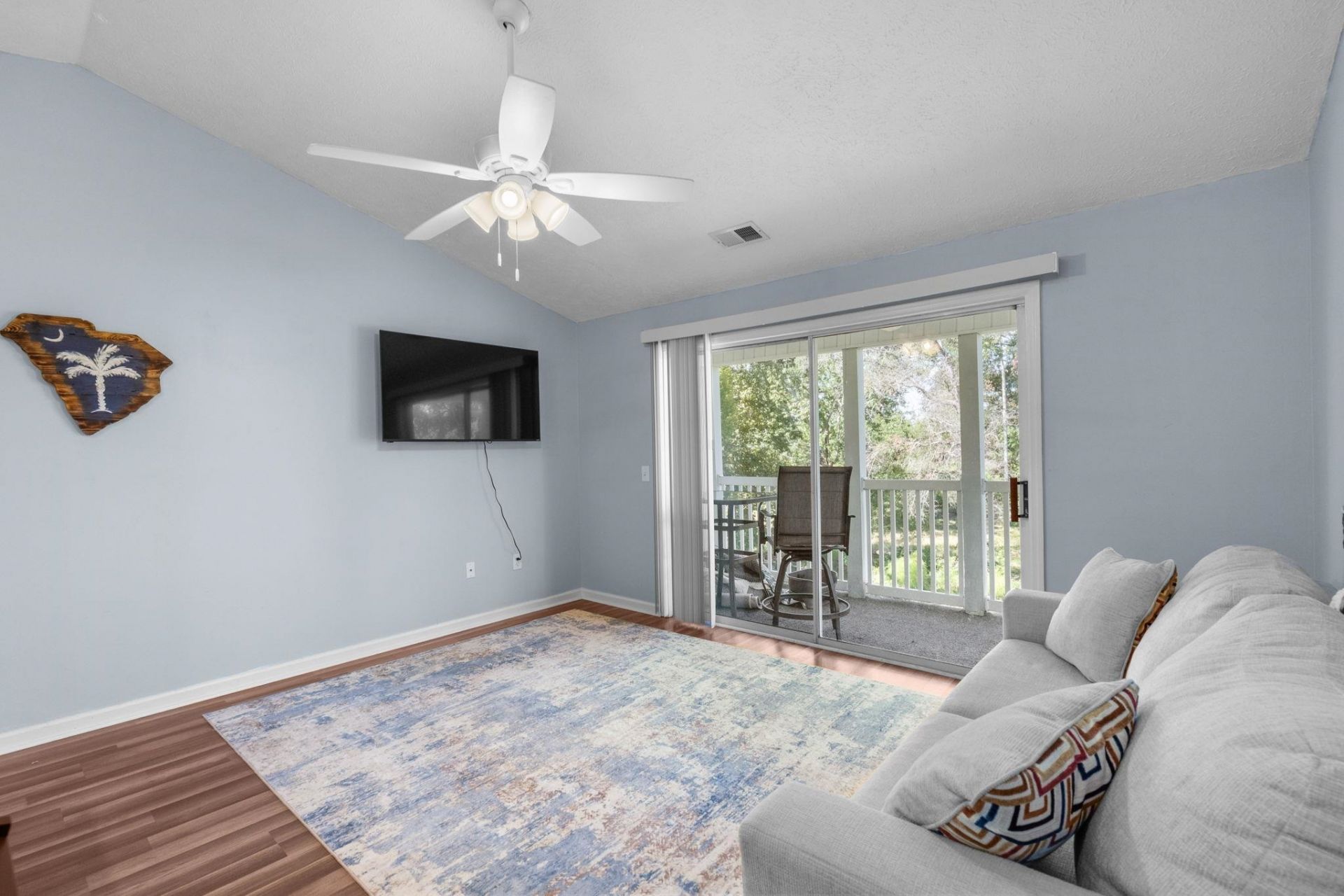 477 White River Dr. Photo 5