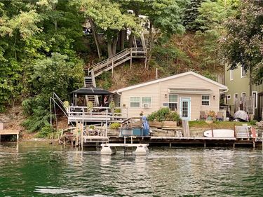 8345 E Bluff Drive , Penn Yan, NY 14527