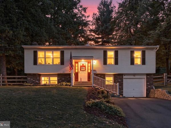 1024 OAK STREET, COATESVILLE, PA 19320