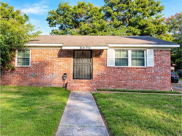 2430 WARREN ST, Memphis, TN 38106