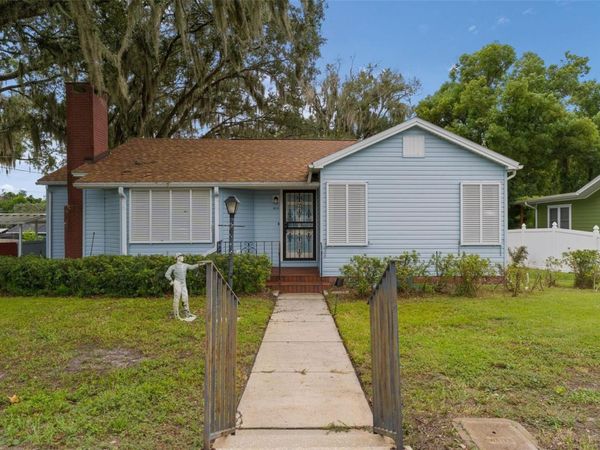 1024 E ORANGE AVENUE , EUSTIS, FL 32726