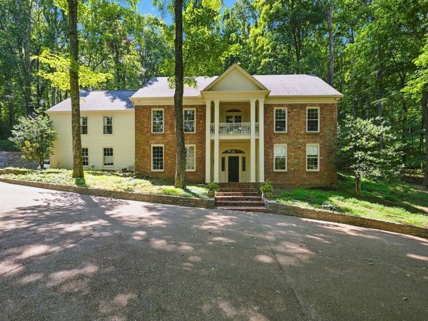 1149 Balbade Dr , Nashville, TN 37215