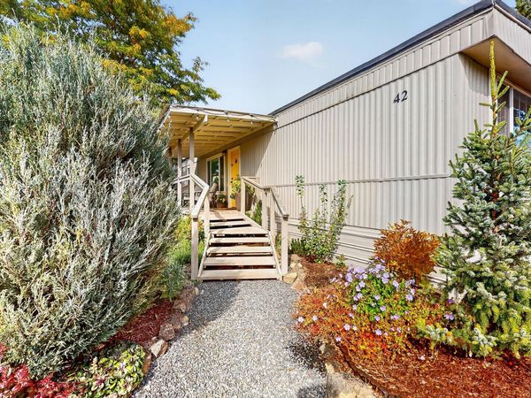 6100 S Highway 97, UNIT 42, Redmond, OR 97756