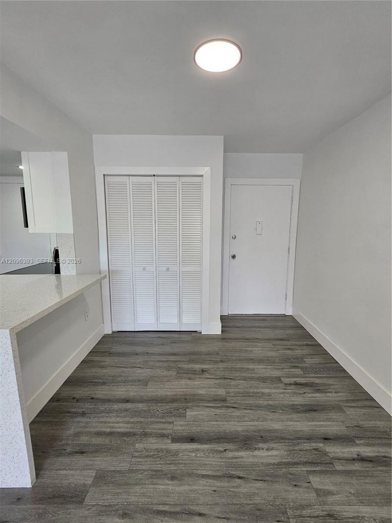 15888 SW 95th Ave , Unit 210, Miami, FL 33157 Photo