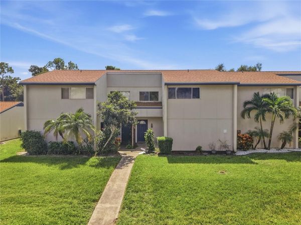 912 BYRON LANE, Unit 5C, SARASOTA, FL 34243