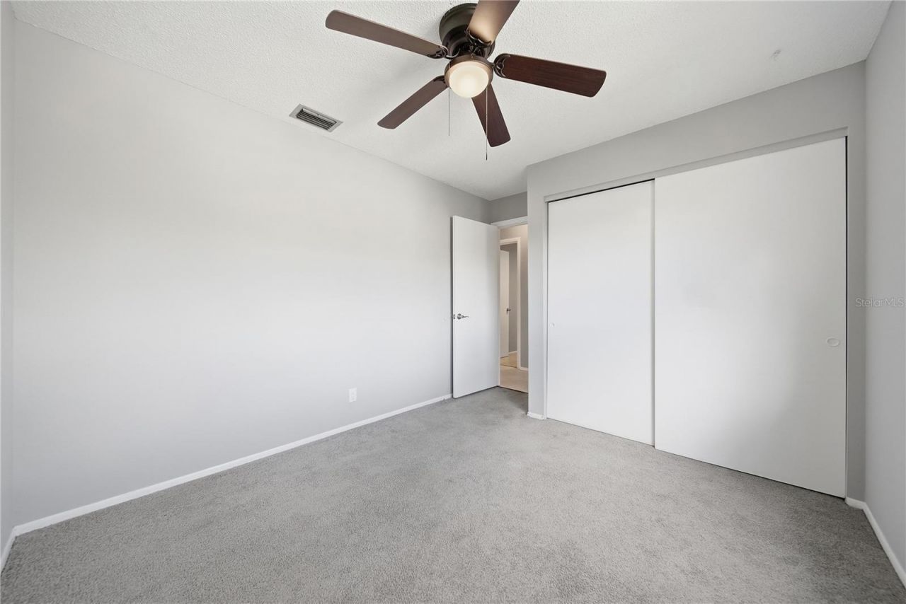 912 Byron Lane, Unit 5C, Sarasota, FL 34243 Photo