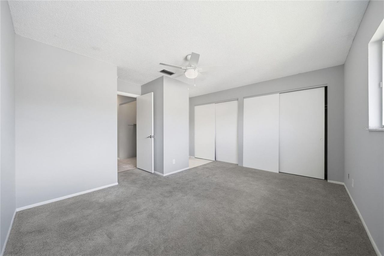 912 Byron Lane, Unit 5C, Sarasota, FL 34243 Photo