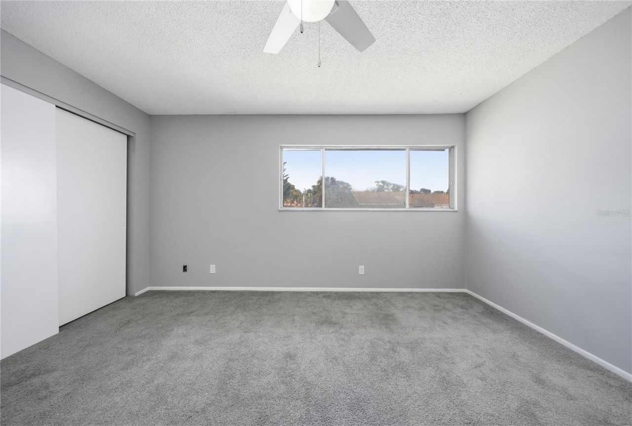 912 Byron Lane, Unit 5C, Sarasota, FL 34243 Photo