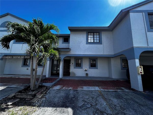 11841 SW 18th St , Unit 3-21, Miami, FL 33175
