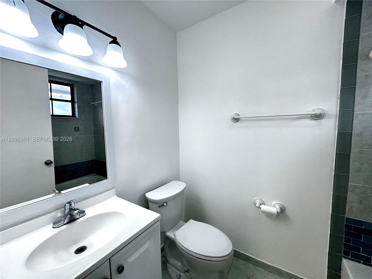 11841 SW 18th St, Unit 3-21, Miami, FL 33175 Photo