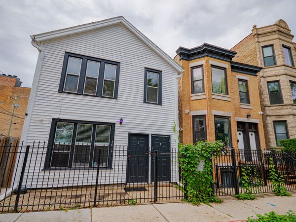 1618 N Rockwell Street, Unit 1, Chicago, IL 60647