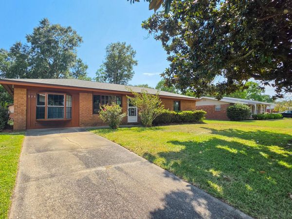371 NW Oakland Circle, Fort Walton Beach, FL 32548