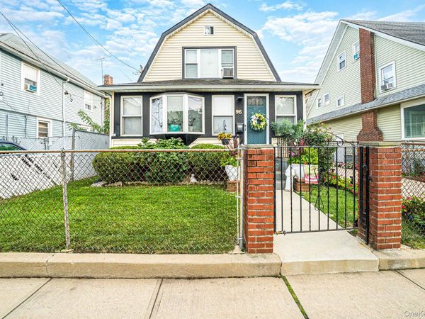 96 Van Cott Avenue , Hempstead, NY 11550