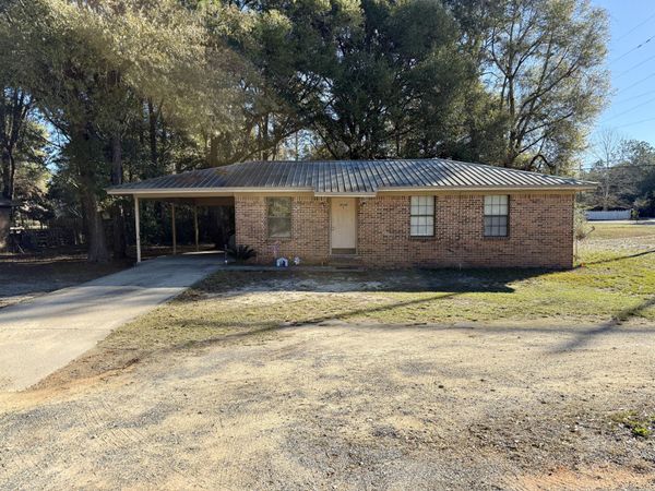 32 Josephene Street, DeFuniak Springs, FL 32433