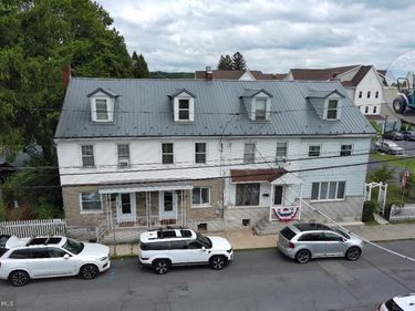 25 N CENTER STREET, FRACKVILLE, PA 17931