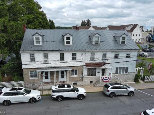 25 N CENTER STREET, FRACKVILLE, PA 17931
