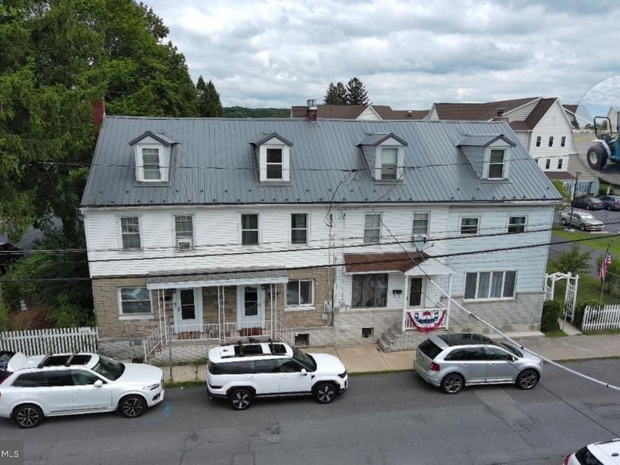 25 N Center Street, Frackville, PA 17931 Main Photo