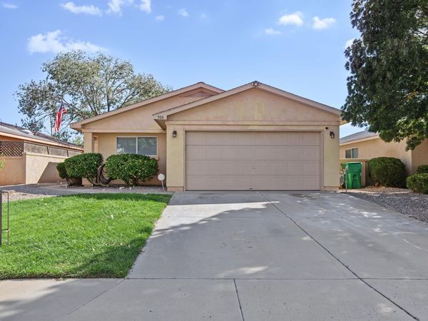908 Somerset Meadows Drive NE, Rio Rancho, NM 87144