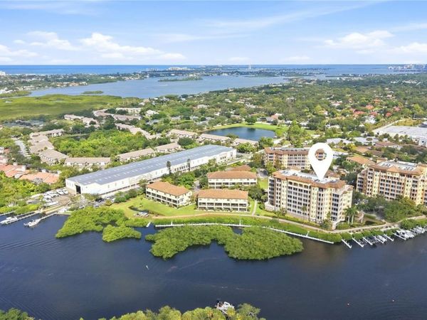 5531 CANNES CIRCLE, Unit 403, SARASOTA, FL 34231