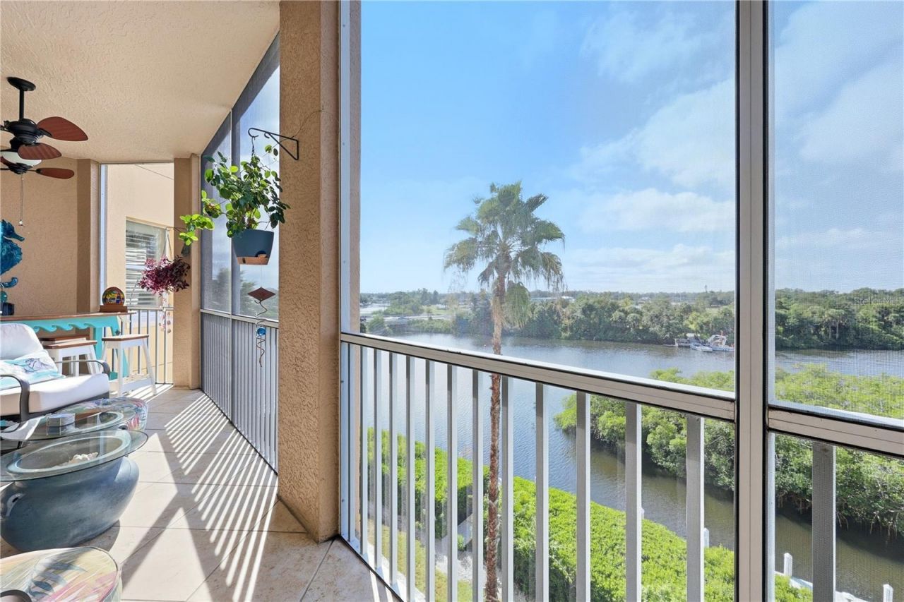 5531 Cannes Circle, Unit 403, Sarasota, FL 34231 Photo