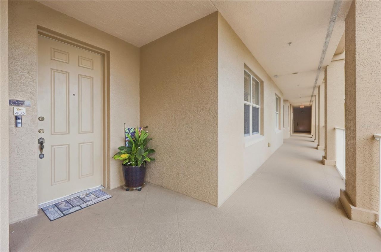 5531 Cannes Circle, Unit 403, Sarasota, FL 34231 Photo