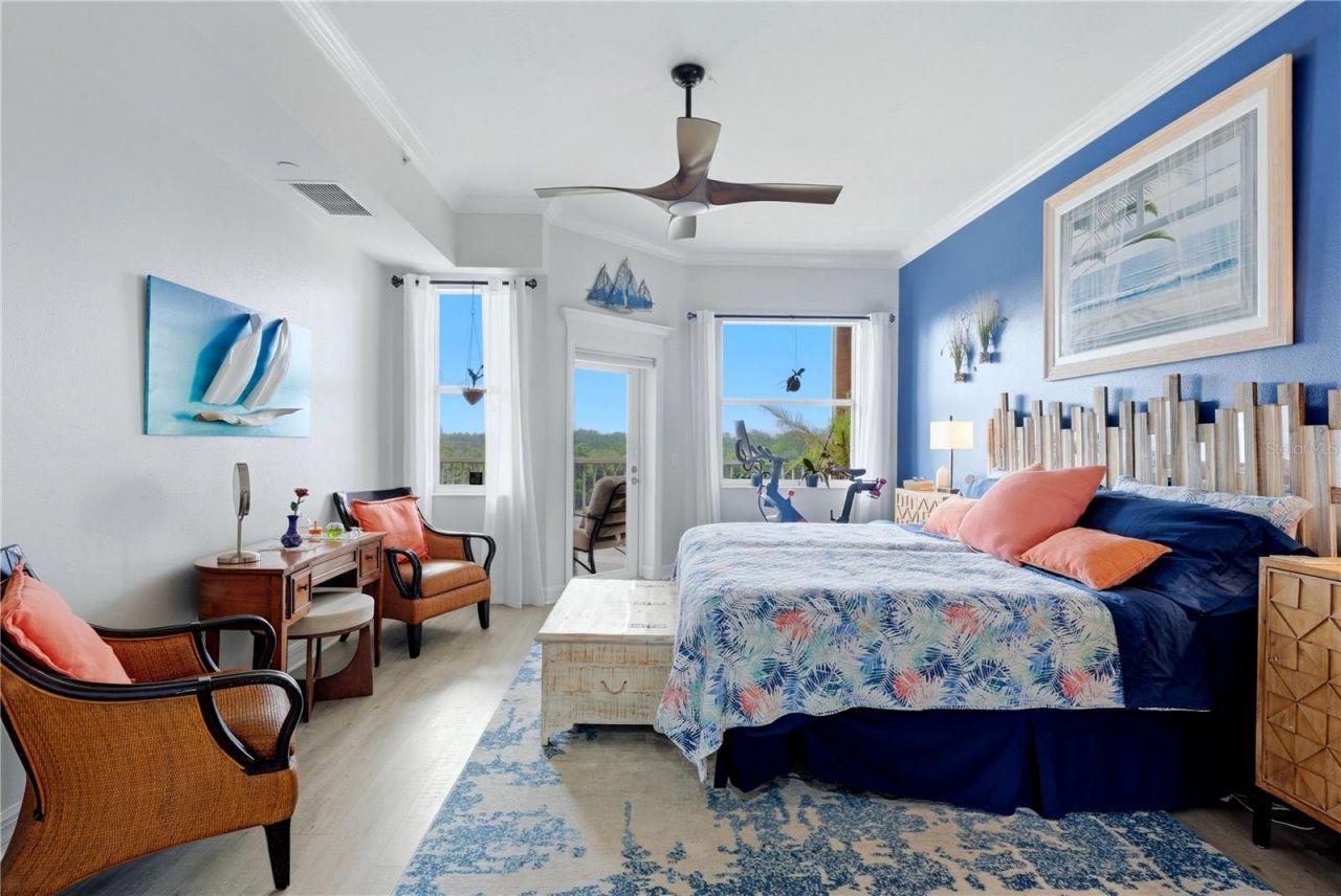 5531 Cannes Circle, Unit 403, Sarasota, FL 34231 Photo