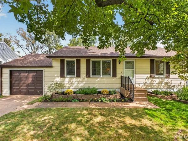 10819 Lawnbrook Drive , Unincorporated, MO 63123